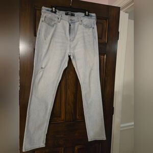 Hollister Men's Washed Blue Straight Jeans